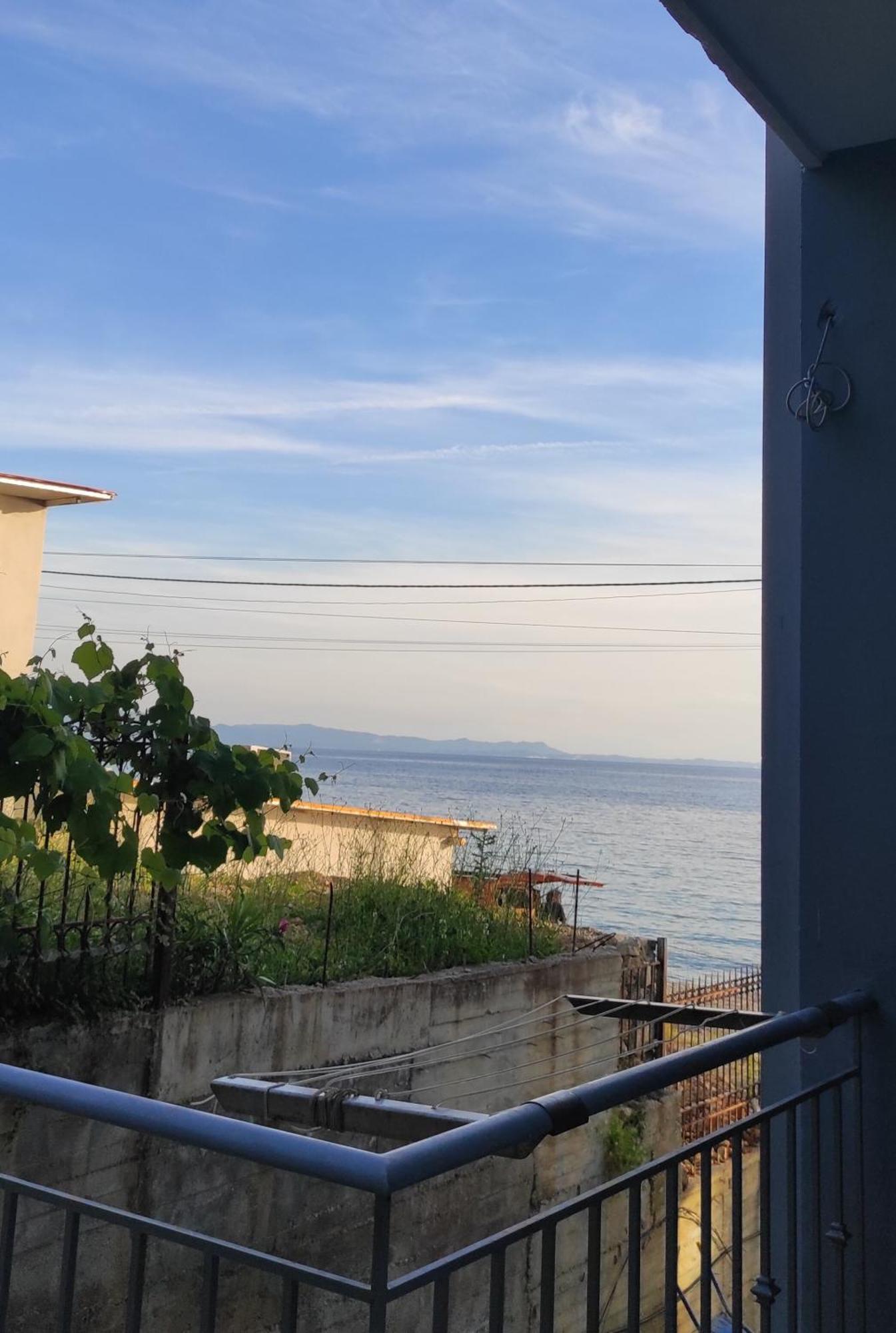 Sunset Studios Borsh Kültér fotó